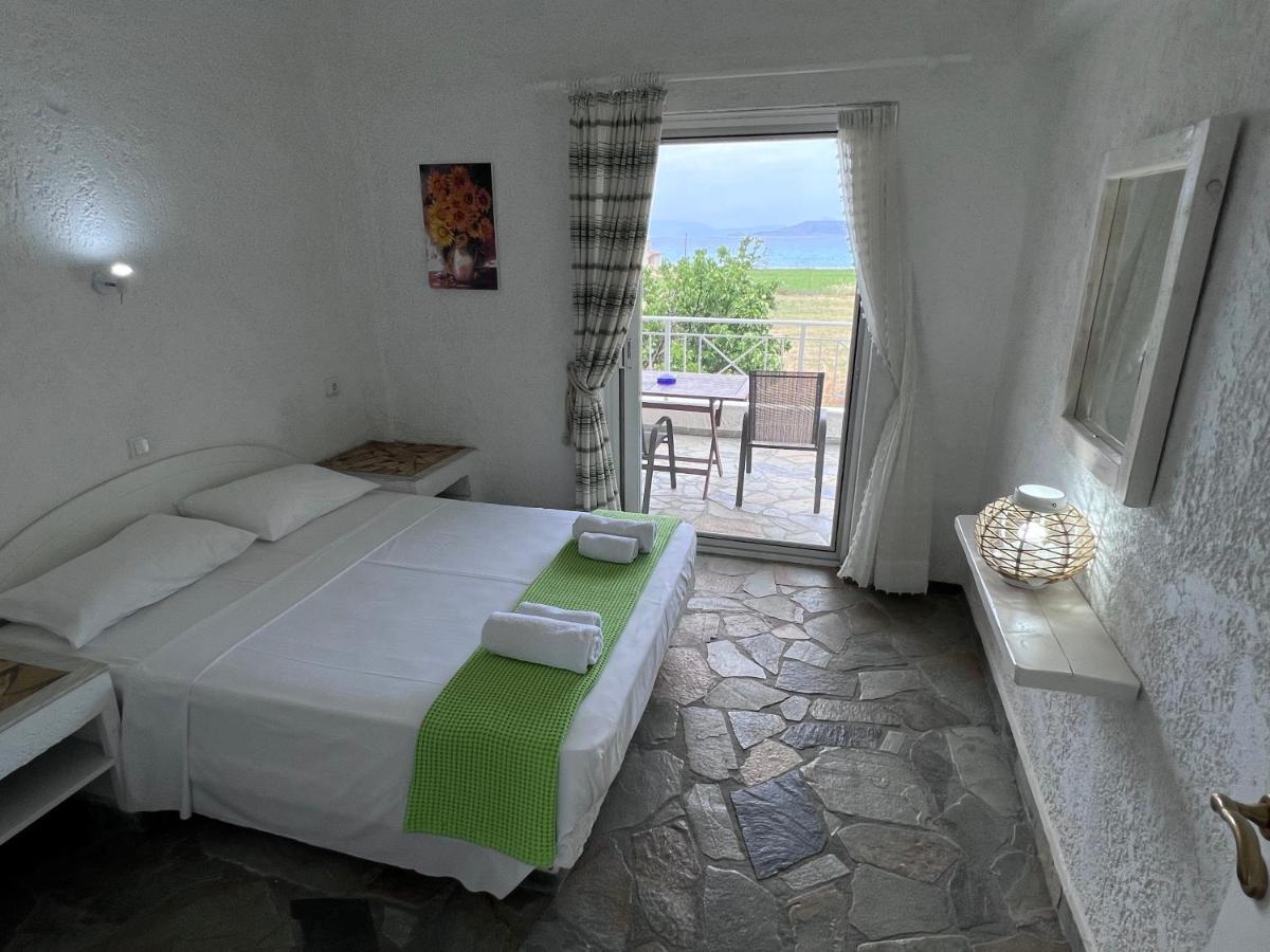 Phoenix Beachside Condos Kokkonion Екстер'єр фото