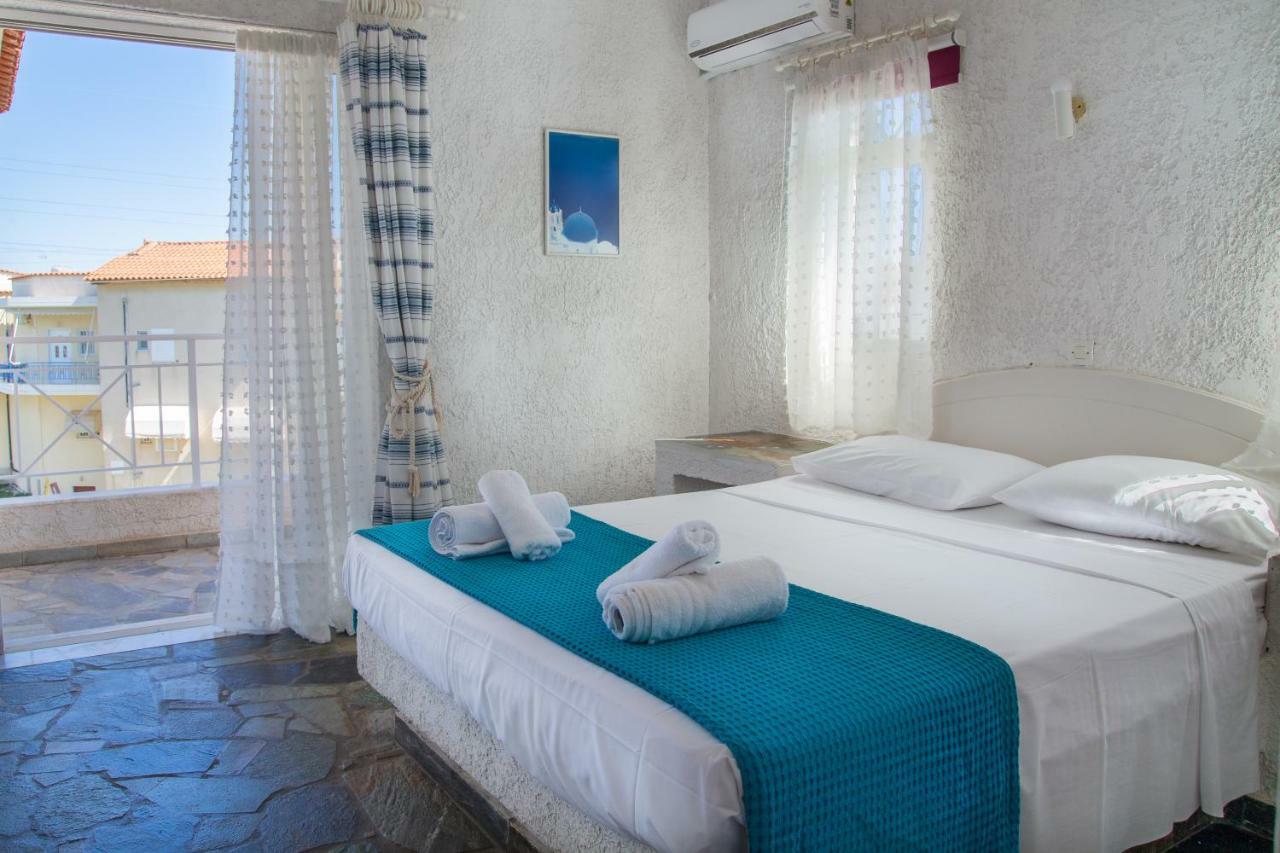 Phoenix Beachside Condos Kokkonion Екстер'єр фото
